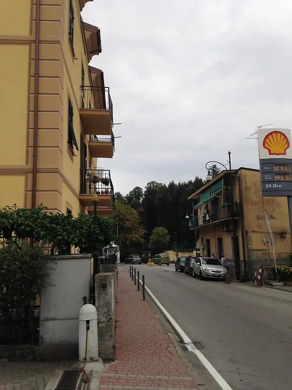 La Casa Di Aaron Apartment Rapallo 0*,