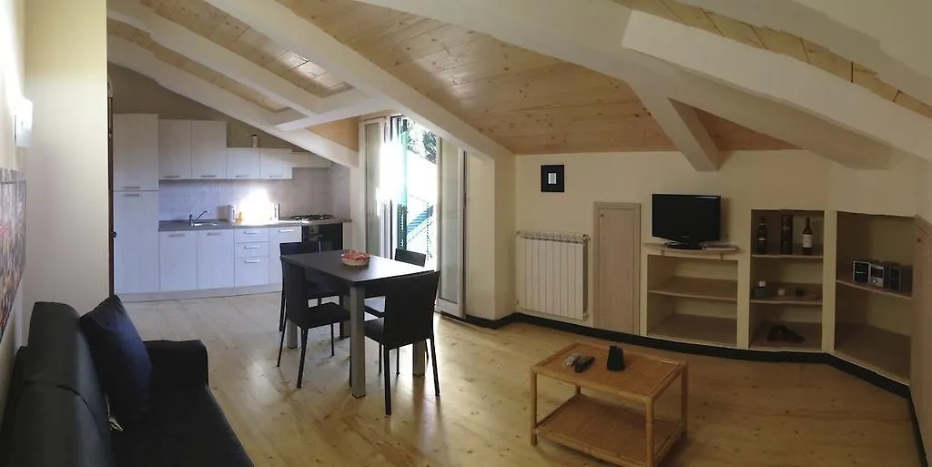 La Casa Di Aaron Apartment Rapallo 0*,